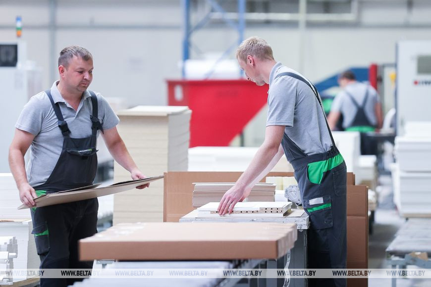 На крупном предприятии в Брестской области планирует вдвое увеличить производство мебели