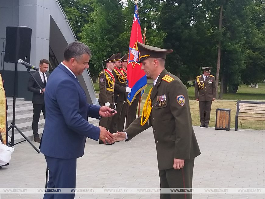 Пять новых пожарных автоцистерн переданы в гарнизоны МЧС Брестской области