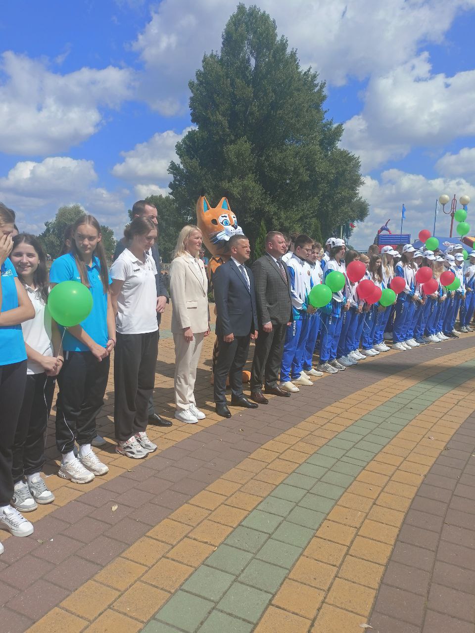 В Бресте появился самый большой в области государственный флаг