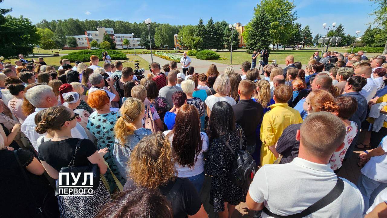 Лукашенко: на труде сельских жителей держится наша страна