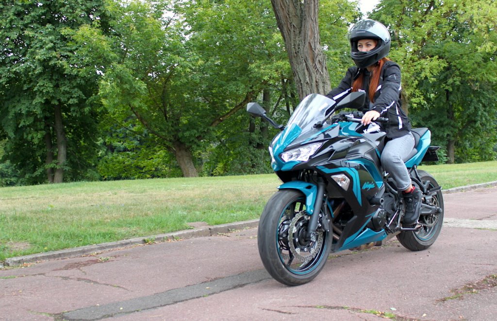 Жительница Бреста рассказала о страхах и любви к мотоциклам