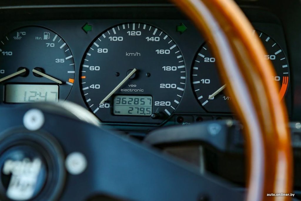 «Предлагали $5300, но я не продал». Самый крутой Passat B3 в Беларуси