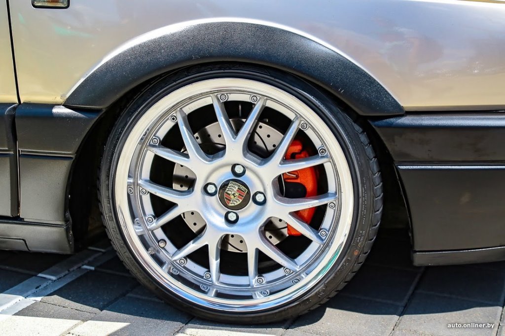 «Предлагали $5300, но я не продал». Самый крутой Passat B3 в Беларуси