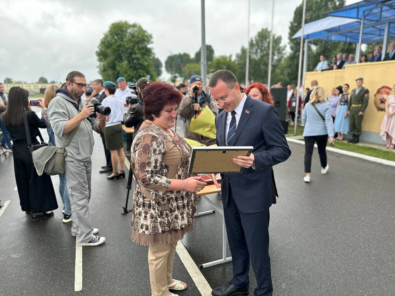 В Бресте празднуют День ВДВ. Фото и видео из 38-й бригады