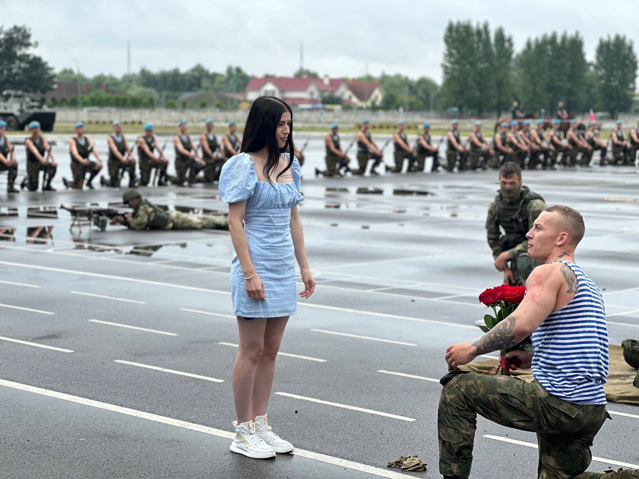 В Бресте празднуют День ВДВ. Фото и видео из 38-й бригады