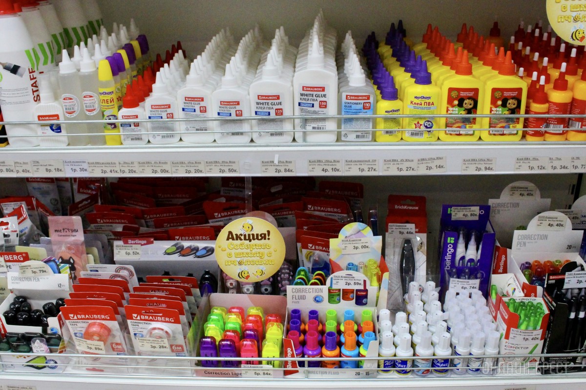 Веселые пчОлсы дарят подарки! Выгодная акция в магазинах «Канцелярские штучки» в Бресте: покупай и выигрывай