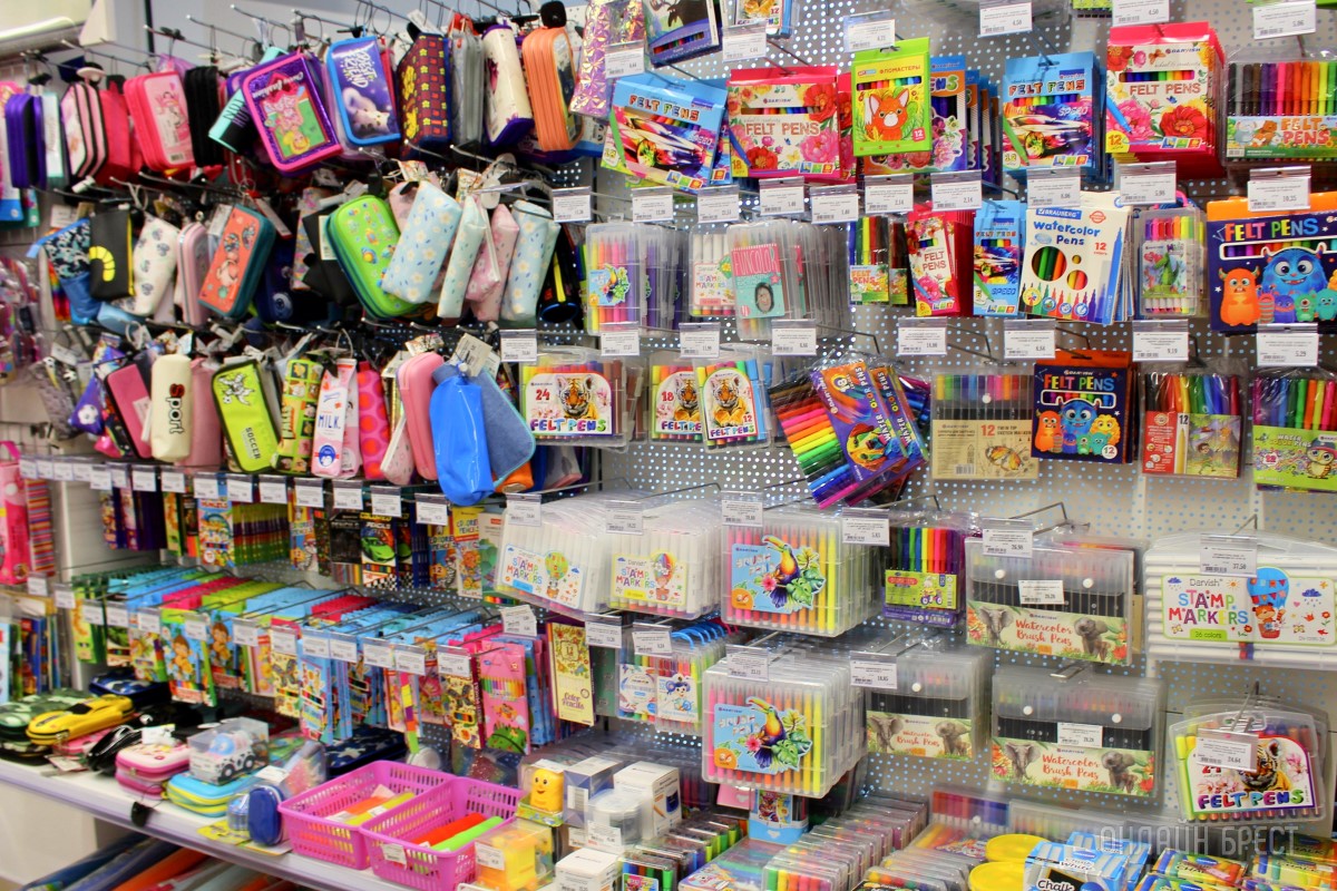 Всё к школе в одном месте и по хорошим ценам. Брестский «ЦУМ» приглашает за покупками!