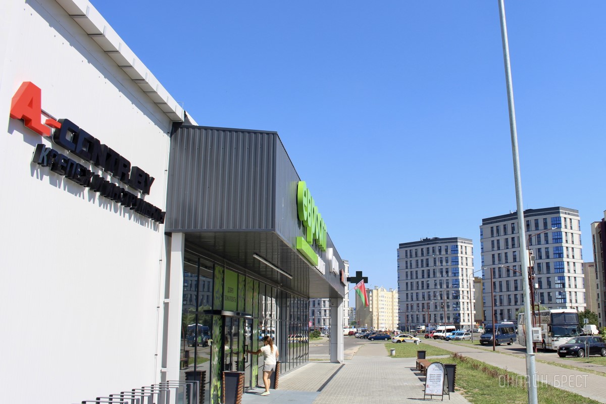 НОВЫЙ, СОВРЕМЕННЫЙ, УДОБНЫЙ строительный магазин «А-ЦЕНТРБАЙ» открывается в Бресте на Махновича. Скидки и приятные подарки в день открытия (16 августа)