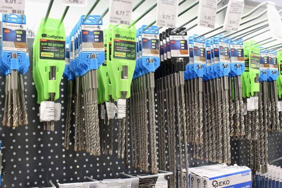 НОВЫЙ, СОВРЕМЕННЫЙ, УДОБНЫЙ строительный магазин «А-ЦЕНТРБАЙ» открывается в Бресте на Махновича. Скидки и приятные подарки в день открытия (16 августа)