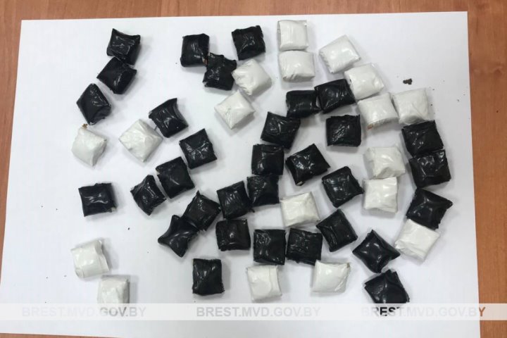 Сотрудники наркоконтроля задержали закладчика из Брестского района