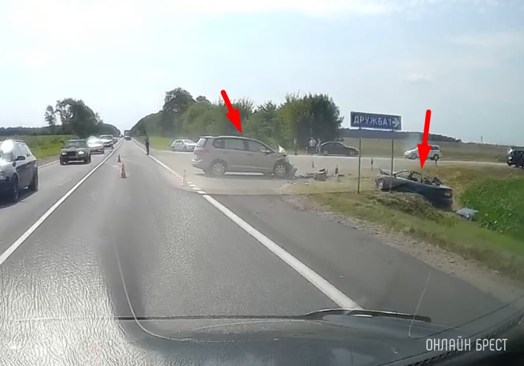 Серьезное ДТП возле Бреста. Подробности и фото от МЧС