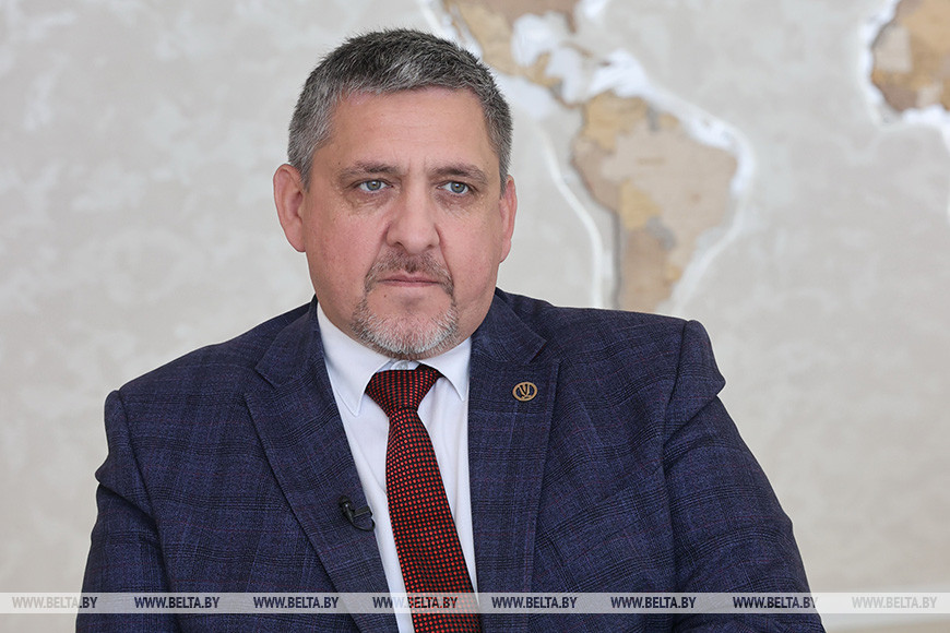 В Беларуси тестируют комбайн с искусственным интеллектом