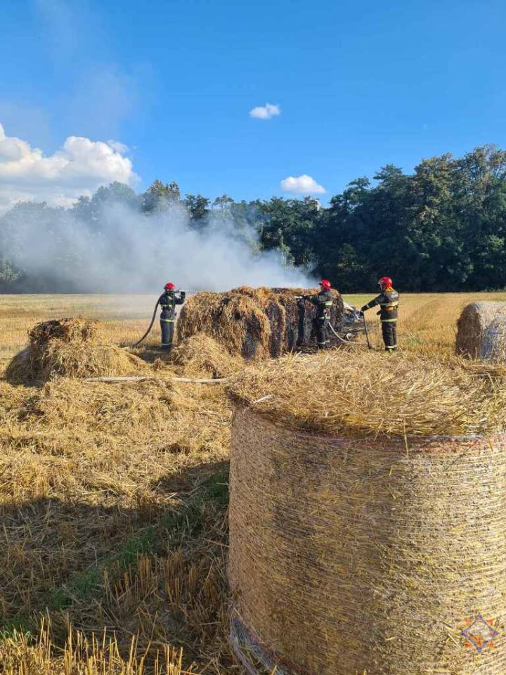 В Кобрине горела солома