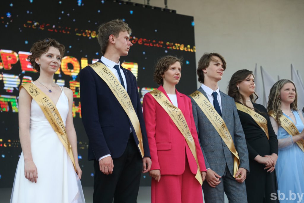 Выпускной вечер в Бресте. Фоторепортаж
