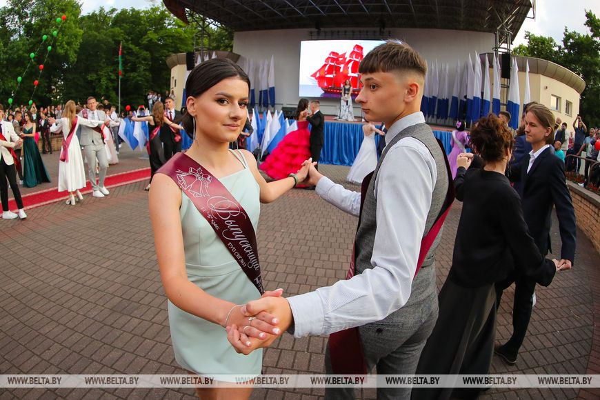 Выпускной вечер в Бресте. Фоторепортаж