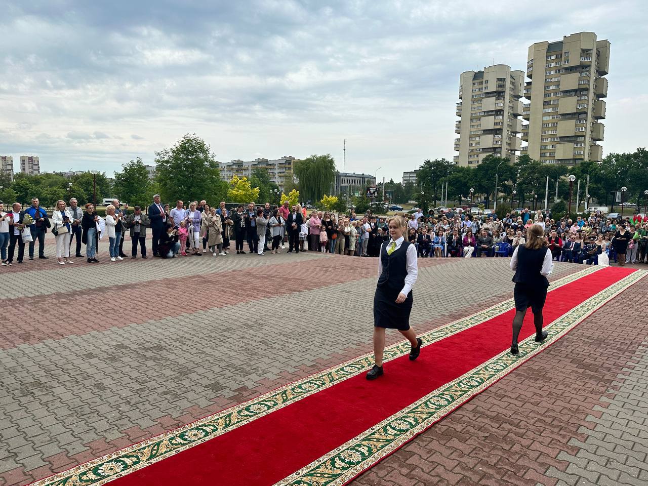 В Московском районе Бреста чествовали выпускников