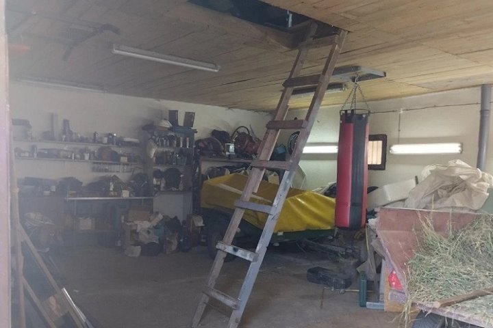 В Беларуси мальчик получил тяжелые травмы головы после падения с лестницы