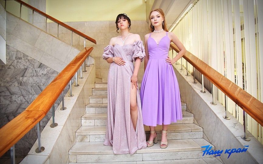 Почти как в Голливуде: хит-парад нарядов барановичских выпускниц