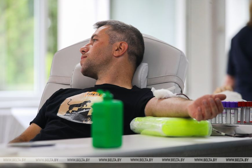 Неделю донации провели на станции переливания крови учащиеся Брестского медколледжа