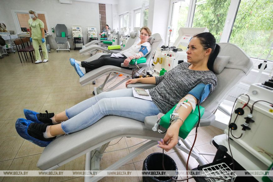 Неделю донации провели на станции переливания крови учащиеся Брестского медколледжа