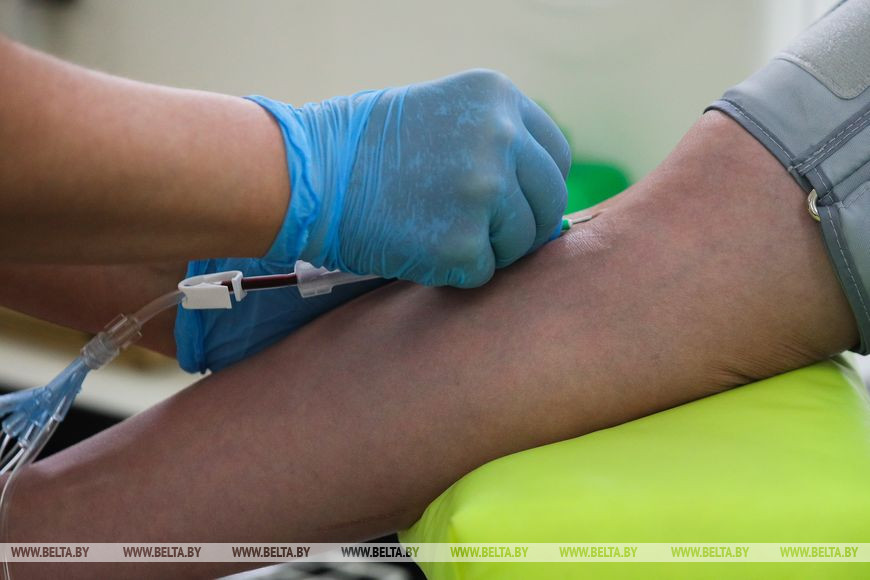 Неделю донации провели на станции переливания крови учащиеся Брестского медколледжа