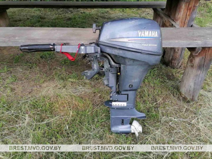 Житель Лунинецкого района украл мотор от лодки