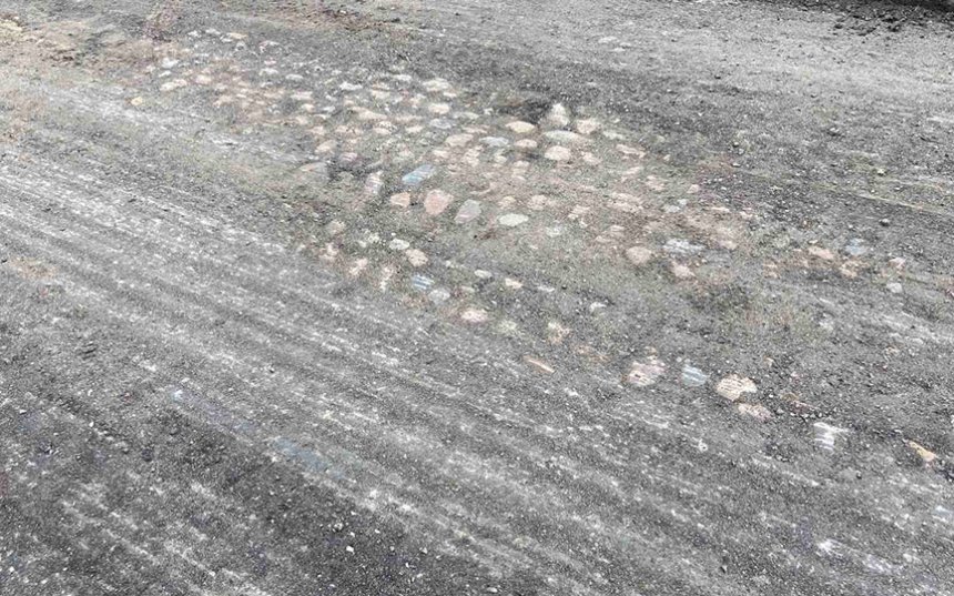 Что обнаружили строители под слоем асфальта на улице Брестской в Барановичах