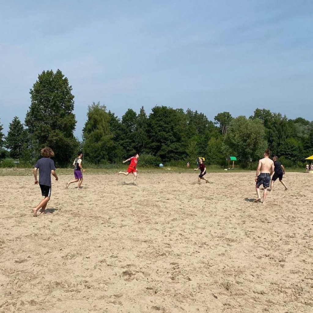 В Бресте состоялся турнир по пляжному футболу, для подростков состоящих на различного вида учетах