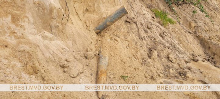 В Барановичским районе обнаружены артиллерийские снаряды времен ВОВ