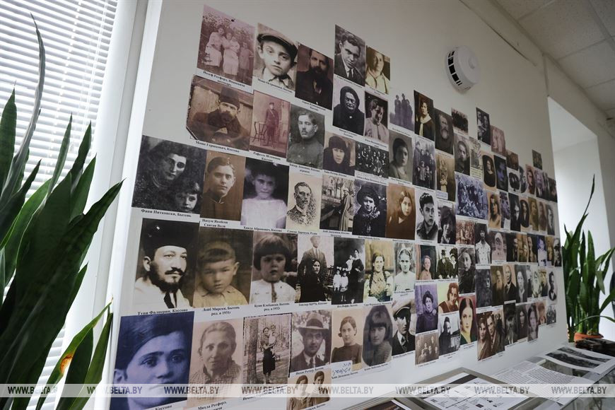 Директор партизанского музея в Брестской области