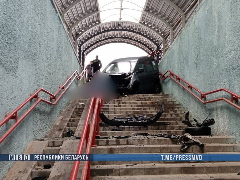 Жуткое ДТП произошло в Дзержинском районе: погибли два пешехода