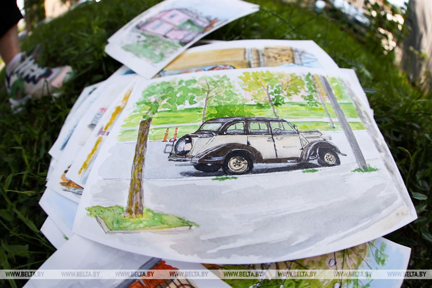 Уволилась с нелюбимой работы и рисует. Брестчанка в скетчах признается в любви родному городу