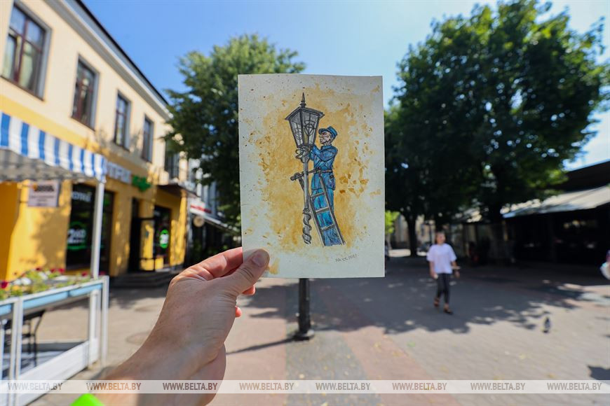 Уволилась с нелюбимой работы и рисует. Брестчанка в скетчах признается в любви родному городу