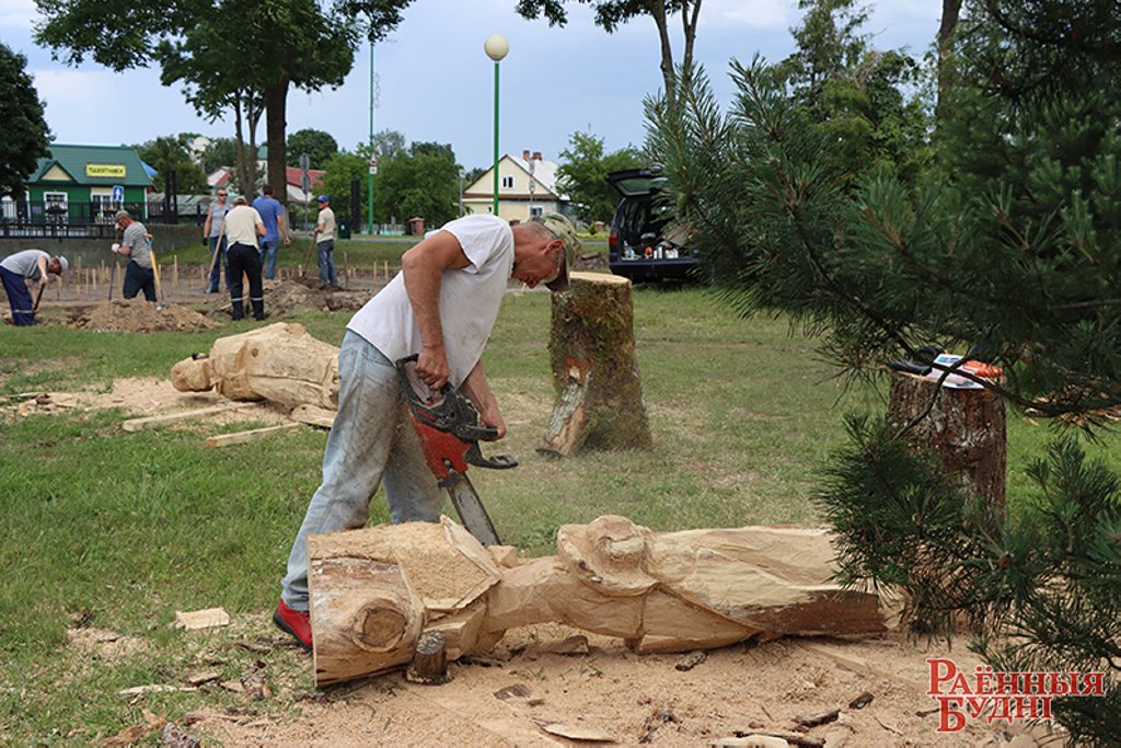 Аллея деревянных скульптур украсит Пружаны ко Дню города