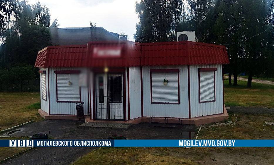 Недостача 14 тысяч. Продавщица 2 месяца просаживала выручку в онлайн-казино