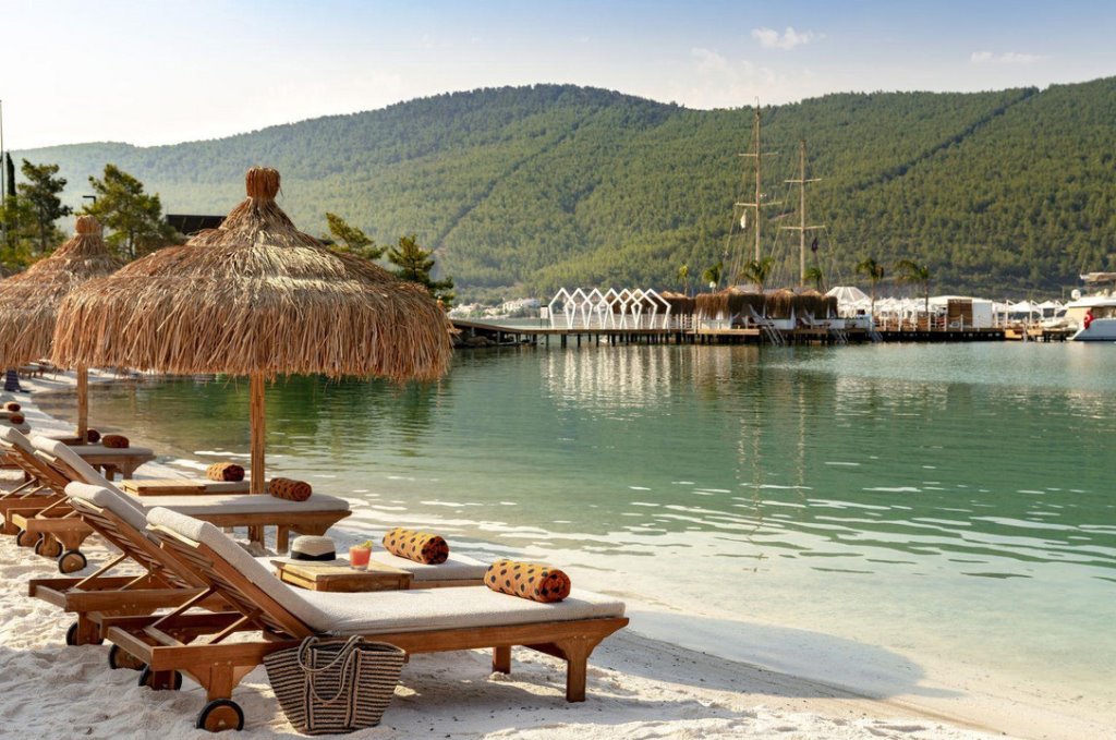 Не все потеряно — вот куда можно отправиться на отдых во второй половине лета