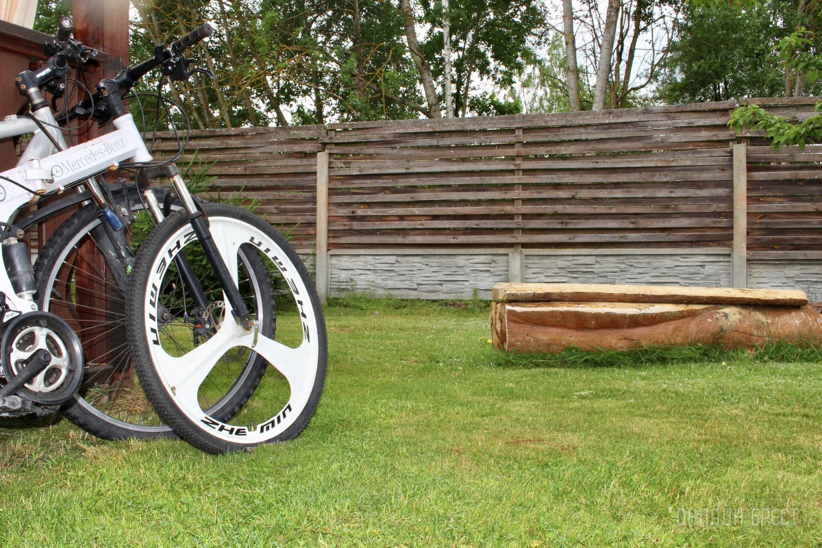 Уютный уикенд под Брестом, в агроусадьбе «Тихий край», – это то, что вам нужно! Аренда номеров, трёхразовое питание, барбекю, детская площадка, банька, банкетный зал