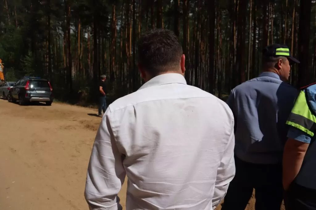 «Ой, а знаете, как мы перевернулись? Вот так: бабах!» Автобус с детьми лег на бок под Молодечно — в салоне было 50 ребят