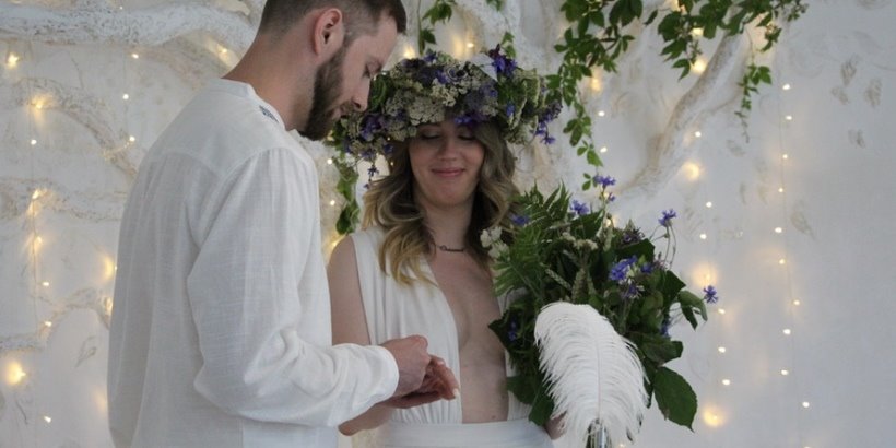 Пара из Минска устроила свадьбу «в стиле Купалья»