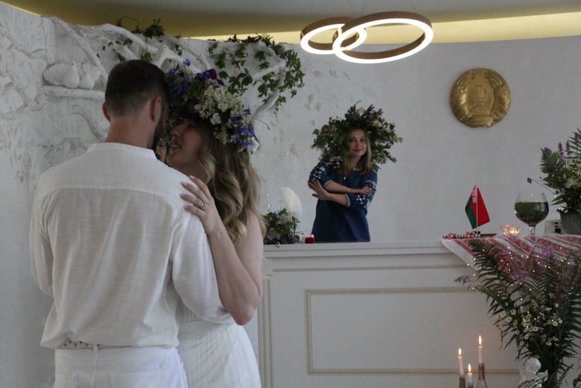 Пара из Минска устроила свадьбу «в стиле Купалья»