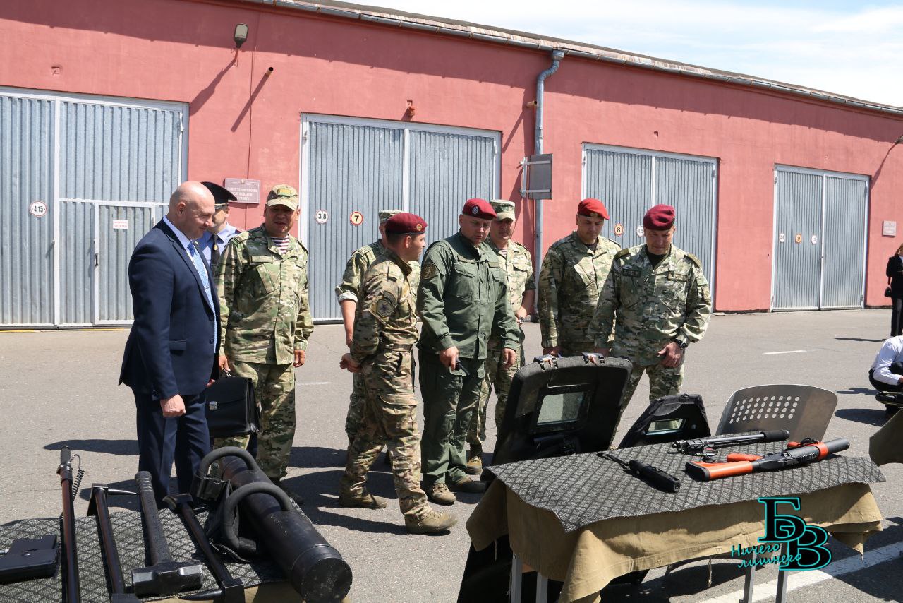 В Бресте проверили состояние боевой готовности отряда спецназначения