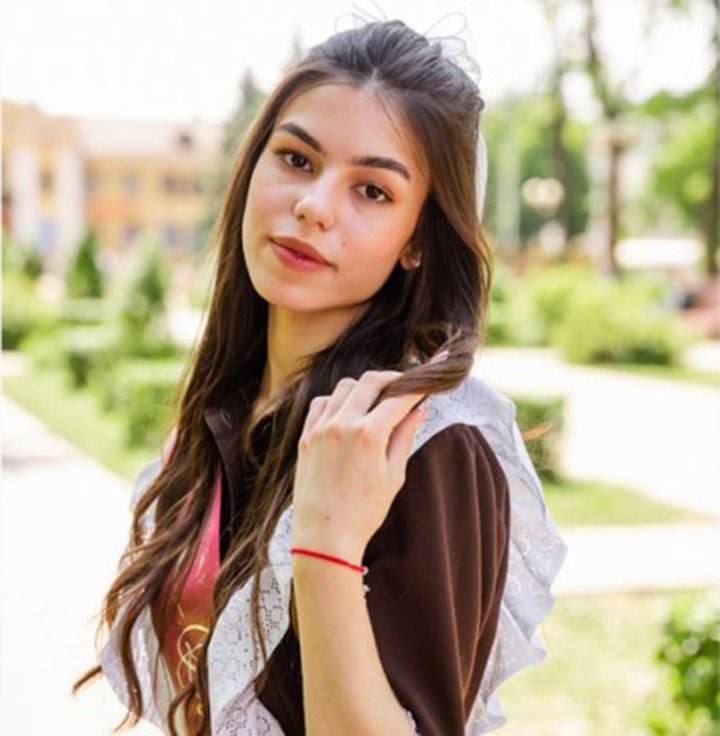 399 баллов из 400 возможных: у барановичской школьницы – блестящий результат