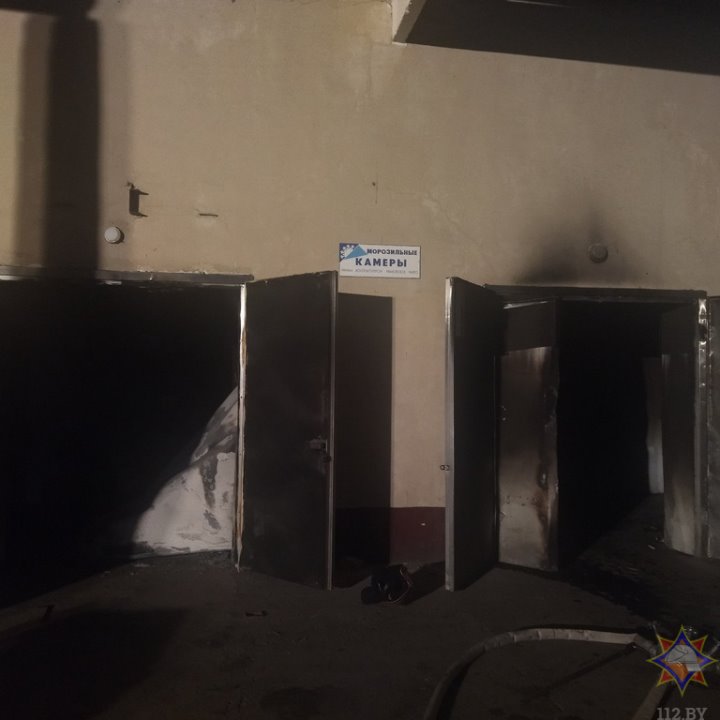 Произошел пожар в морозильной камере объекта РАЙПО в Ивановском районе