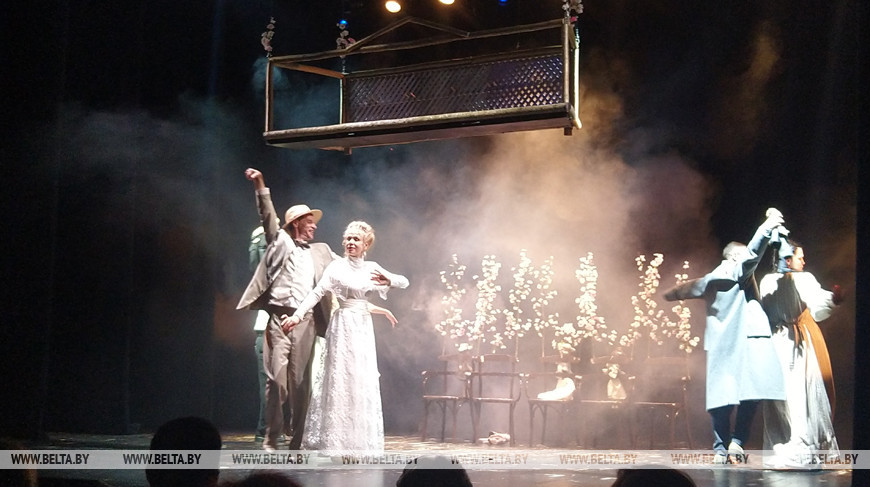 Аншлагом на премьере «Вишневого сада» завершился юбилейный сезон Брестского театра кукол