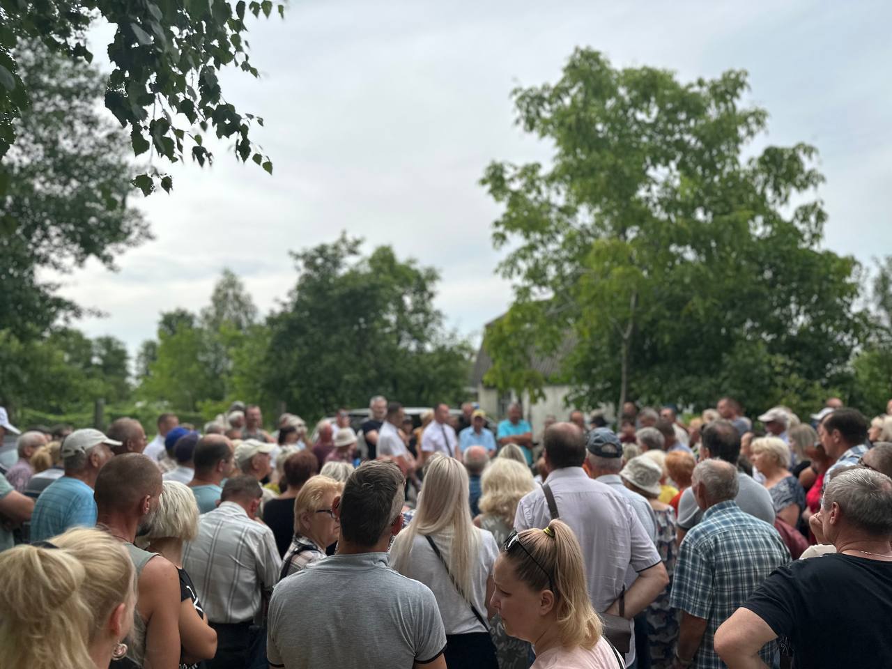 Земельный вопрос. Глава города встретился с членами ОПК «Гвардеец 97» в Бресте