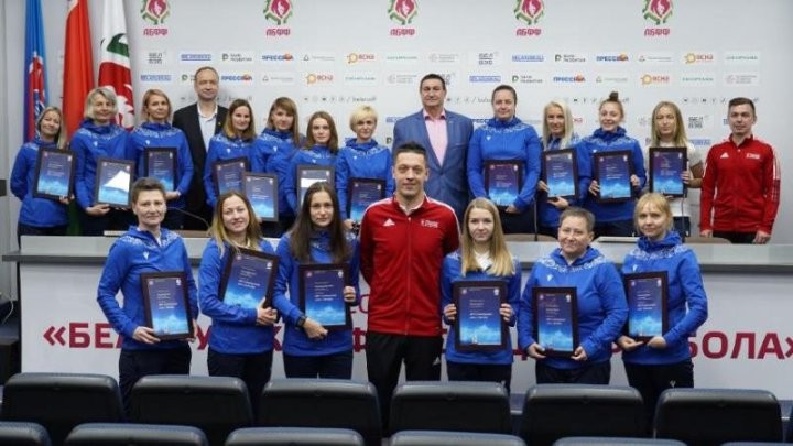 Тренерский штаб женского «Динамо-Брест» получил лицензии УЕФА