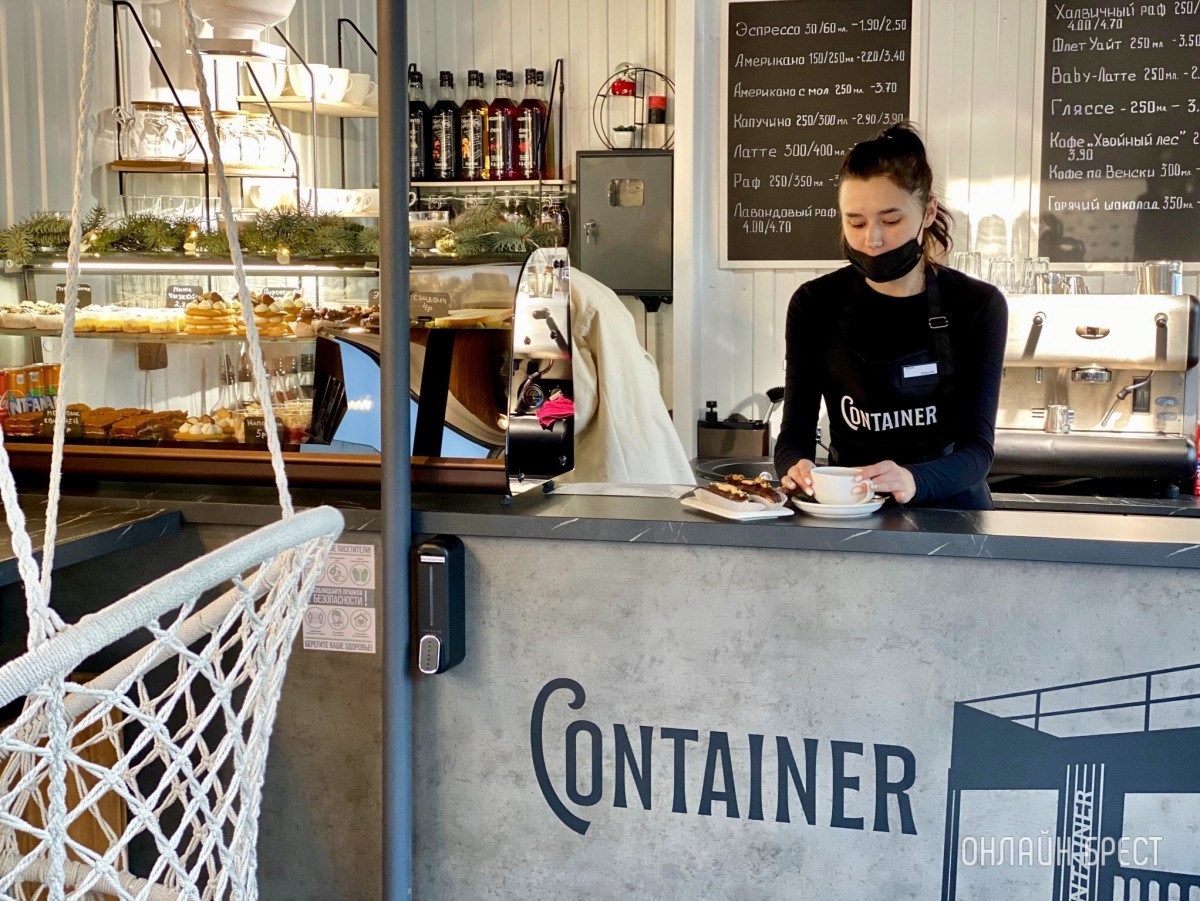 Такого в Бресте еще не было! Новая кофейня из морского контейнера открылась на Востоке