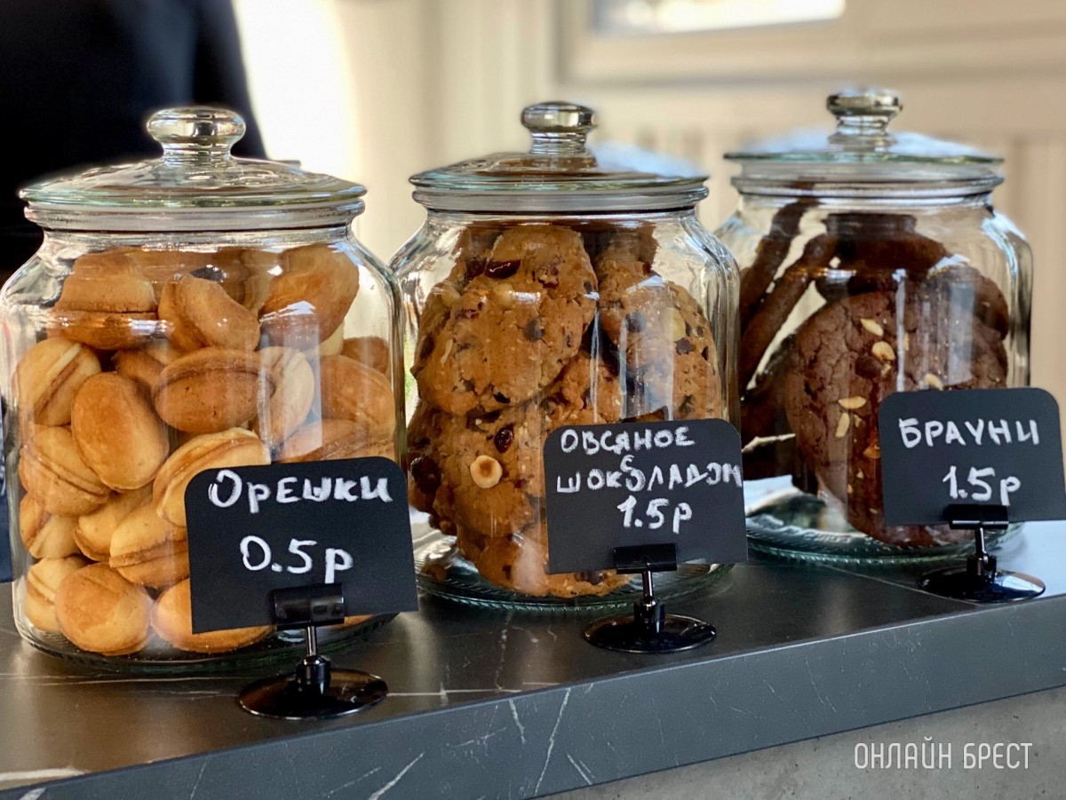 Такого в Бресте еще не было! Новая кофейня из морского контейнера открылась на Востоке