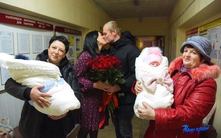 Уникальное явление! Вторая двойня подряд родилась в семье барановичан