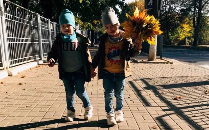 Уникальное явление! Вторая двойня подряд родилась в семье барановичан